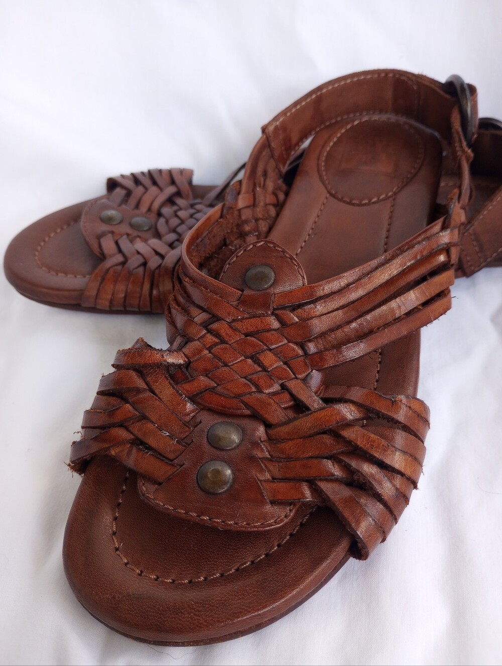 Frye Leather Sandals Size 6.5B Brown Strappy Boho